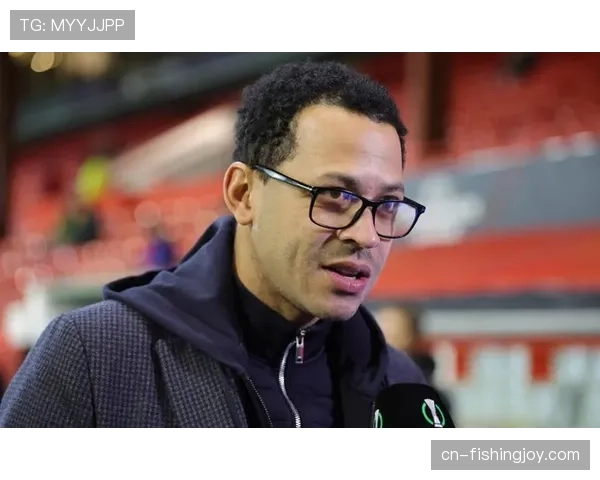 教练专访：斯特拉斯堡主帅坦言保级压力巨大，但信任球队战斗力